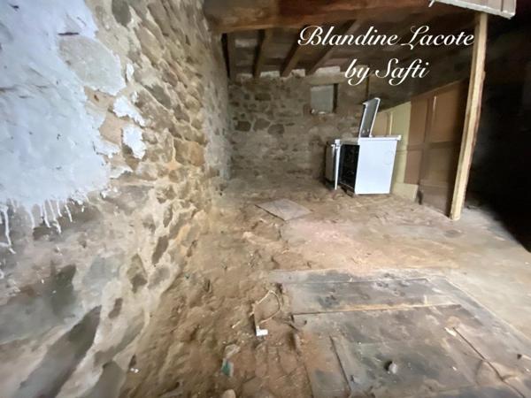 Maison de bourg à finir de rénover