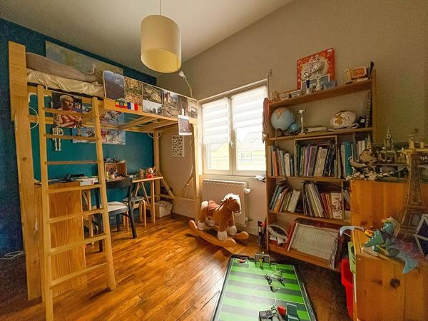 A VENDRE Maison Angers LES JUSTICES de 3 chambres + bureau, garage et jardin