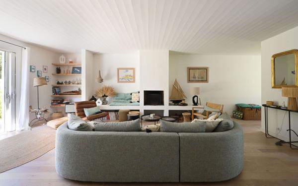 Maison à vendre    5 pièces •  Ars-en-Ré