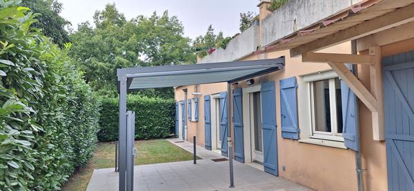 À vendre : Appartement contemporain  T 3  , plain pied avec grande terrasse , jardin  et garage  à Bourg-en-Bresse !