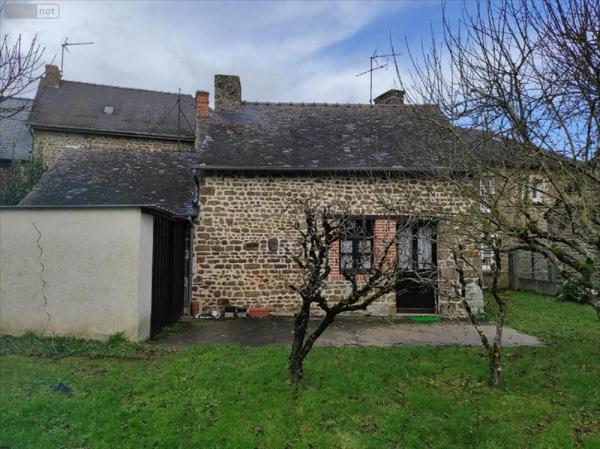 Maison à vendre à Ambrières-les-Vallées en Mayenne (53300), ref : 53075DLS24046