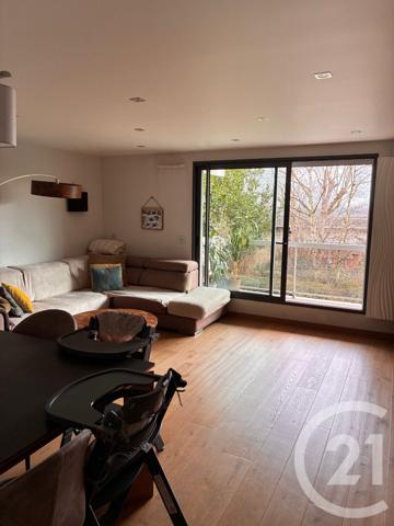 Appartement F4 à vendre  4 pièces - 97,56 m2 SURESNES - 92