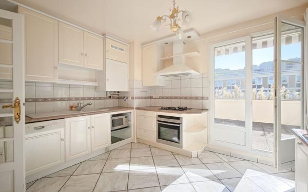 Appartement à louer    4 pièces • 122,53 m2 Aurillac