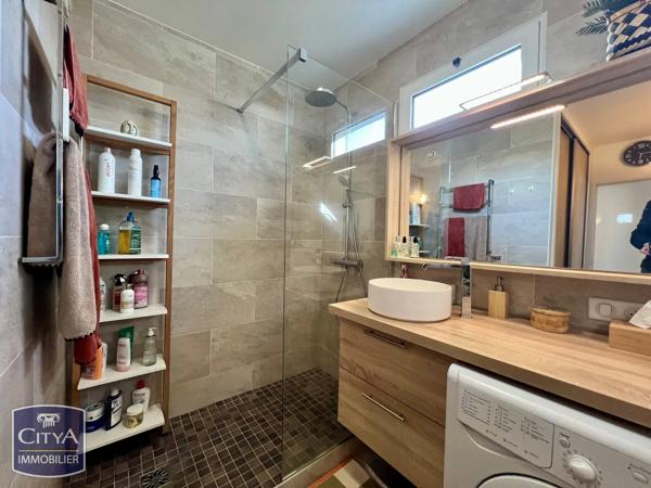 Appartement à vendre 2 pièces 66.16m² Concarneau (29900)