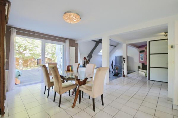 Bessancourt (95550) A vendre à Bessancourt, Villa de 142 m2, 4 chambres, sous sol total, terrain de 1178 m2.