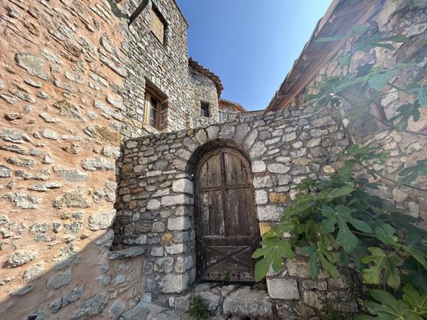 Immobilier Digne-les-Bains (04000) – Propriété 300m2 – 749 000 €