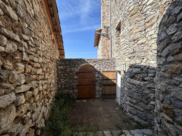 Immobilier Digne-les-Bains (04000) – Propriété 300m2 – 749 000 €