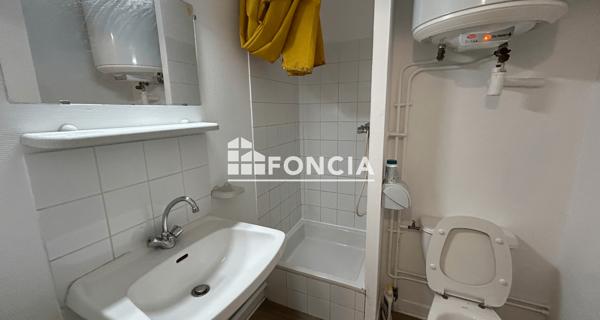 Location Studio 19.41 m² - La Roche-sur-yon 85000