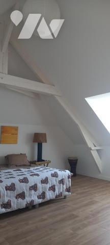 THOUARE SUR LOIRE PLEIN BOURG BORGEOISE RENOVEE DE 170M² + VERANDA + DEPENDANCE + GARAGE +GRENIER