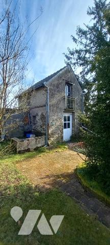 THOUARE SUR LOIRE PLEIN BOURG BORGEOISE RENOVEE DE 170M² + VERANDA + DEPENDANCE + GARAGE +GRENIER