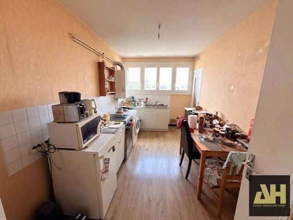 BREST - GUELMEUR - APPARTEMENT 75 m² - LOCATAIRE EN PLACE - 2 CHAMBRES