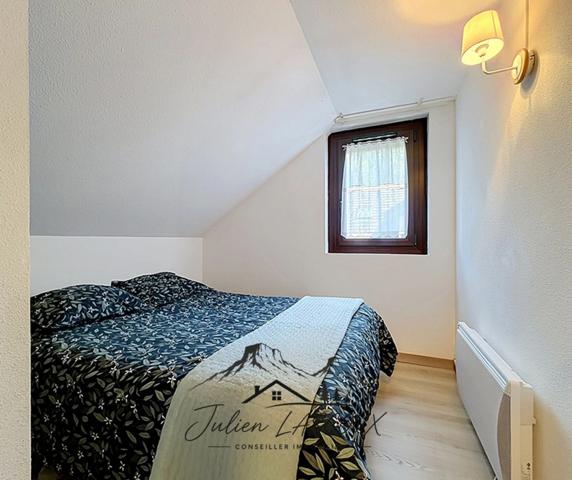 Charmant appartement 2 pièces meublé avec balcon, au dernier étage, à deux pas du centre-village de VILLARD DE LANS (38)