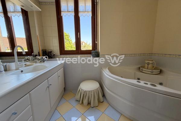 Maison à vendre 6 pièces de 131 m² à Aubergenville