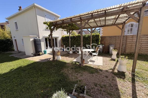 Maison à vendre 6 pièces de 131 m² à Aubergenville