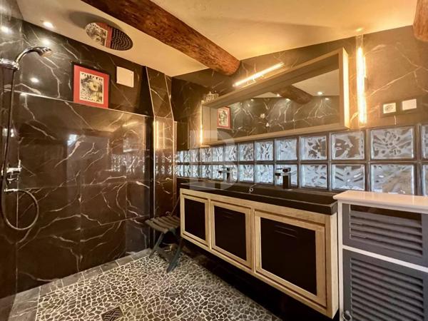 Maison de village avec potentiel au Safranier, Vieil Antibes