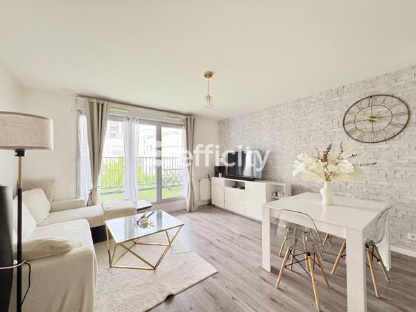 Appartement
         3 pièces
        - 59 m² 292 000 € *