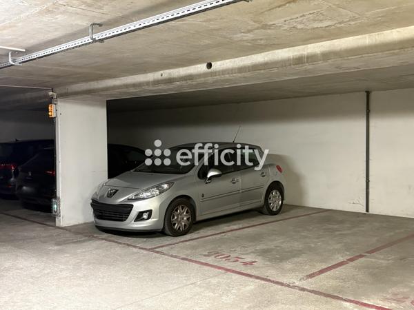 Appartement
         3 pièces
        - 59 m² 292 000 € *