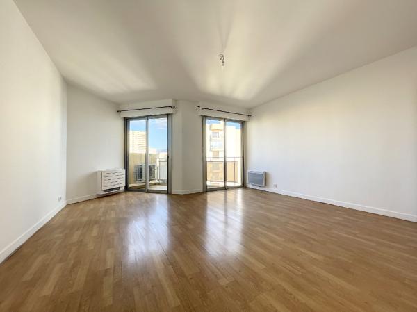 Appartement Ajaccio 1 pièce- 33m2-Quartier Ballestrino- Parking