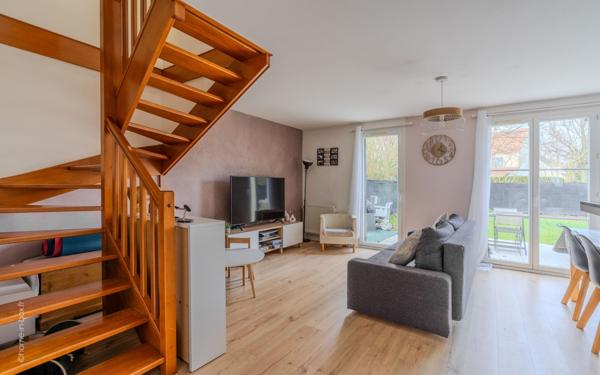 Maison à vendre    5 pièces • 88,20 m2 Bailly-Romainvilliers