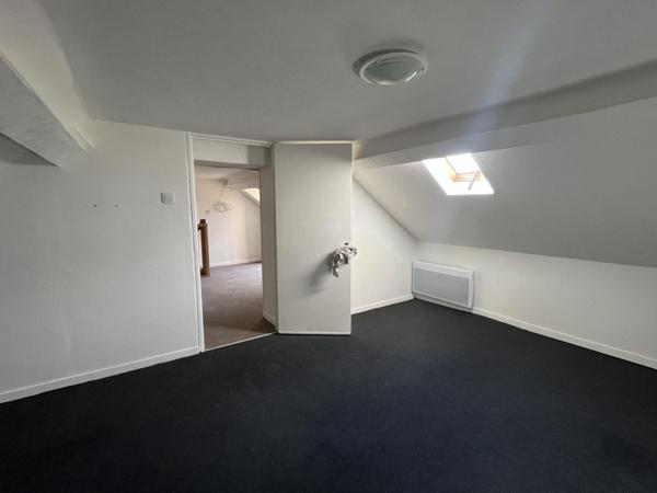 Vente Maison70 m² - 5 Pièces - COULEUVRE (3320)