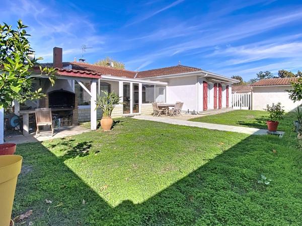 Maison T6/7 spacieuse et confortable de plain-pied