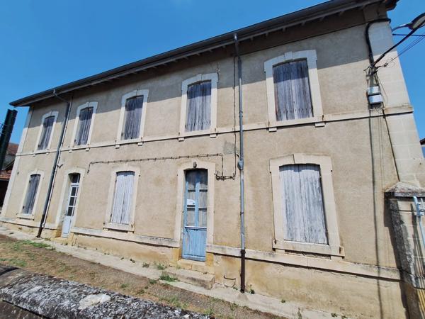 👉 RISCLE CENTRE – 160 m² + GRENIER 80 m² – INVESTISSEUR / FAMILLE