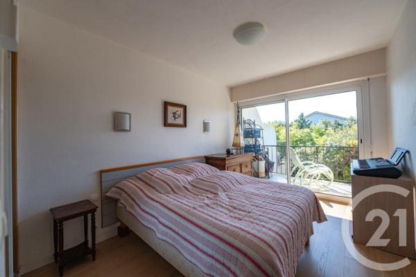 Appartement T3 à vendre  3 pièces - 50,58 m2 LE LAVANDOU - 83
