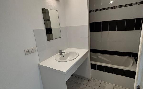 Appartement à louer    3 pièces •  Messanges