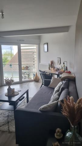 POITIERS, RUE DE LA GANTERIE, T2 AVEC BALCON ET PARKING