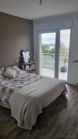 POITIERS, RUE DE LA GANTERIE, T2 AVEC BALCON ET PARKING