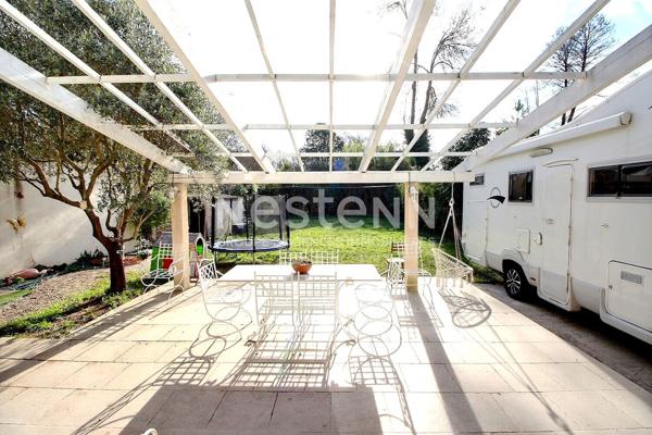 Saint Victoret- Bas de villa 4 pièces 70 m2 avec jardin de 617 m²