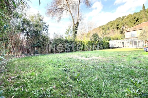Saint Victoret- Bas de villa 4 pièces 70 m2 avec jardin de 617 m²