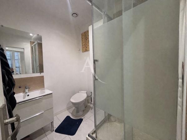 APPARTEMENT TYPE 2 RÉNOVÉ CENTRE VILLAGE RIANS