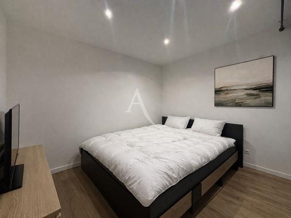 APPARTEMENT TYPE 2 RÉNOVÉ CENTRE VILLAGE RIANS