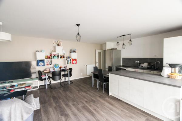 Appartement T5 à vendre  5 pièces - 124,14 m2 ST JACQUES DE LA LANDE - 35