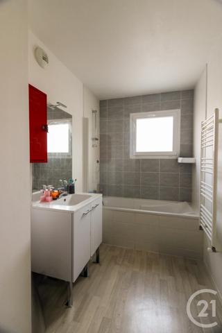 Appartement T5 à vendre  5 pièces - 124,14 m2 ST JACQUES DE LA LANDE - 35