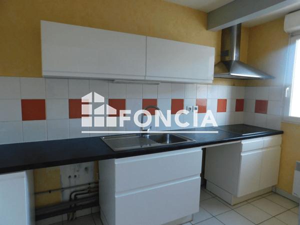 Location Appartement 3 pièces 60.68 m² - 62 rue de BAGNERES Lourdes 65100