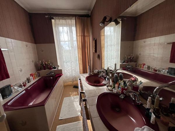 Maison bourgeoise Noyen-sur-sarthe - 398m2