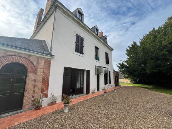 Maison bourgeoise Noyen-sur-sarthe - 398m2