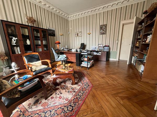 Maison bourgeoise Noyen-sur-sarthe - 398m2