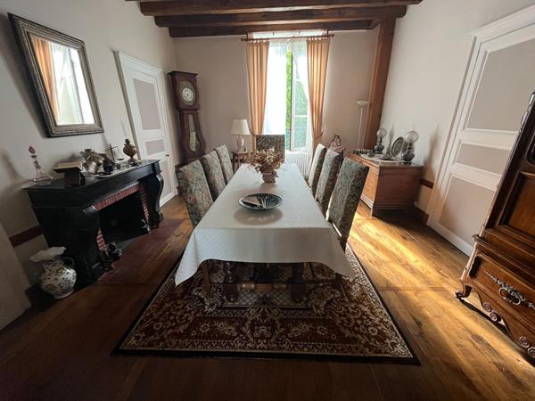 Maison bourgeoise Noyen-sur-sarthe - 398m2