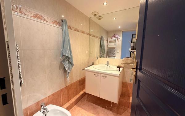 Appartement à vendre    1 pièce • 26,84 m2 Nice