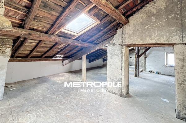 Appartement 4 pièce(s) 3 chambre(s) 150 m²