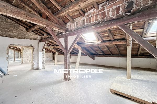 Appartement 4 pièce(s) 3 chambre(s) 150 m²