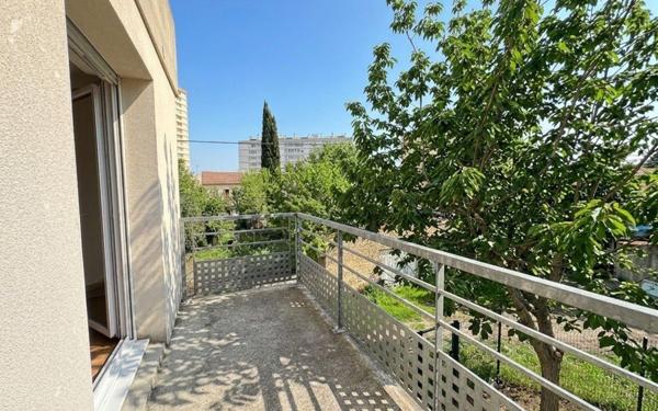 Appartement à vendre    2 pièces • 45 m2 Nîmes