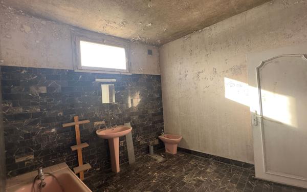 Appartement à vendre    6 pièces • 245 m2 Saint-Yrieix-la-Perche