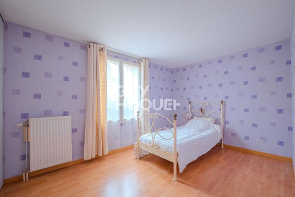 Maison familiale avec jardin plein sud - Impasse calme proche centre-ville de Luzarches