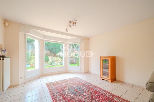 Maison familiale avec jardin plein sud - Impasse calme proche centre-ville de Luzarches