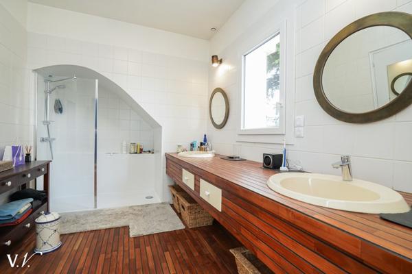 Maison à vendre 799 050 € Rochecorbon 11 p 315 m² DPE D
