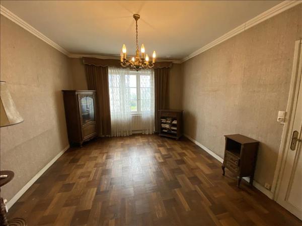 Maison à vendre |  Saint-Pol-de-Léon |  7 pièces | 148 m²